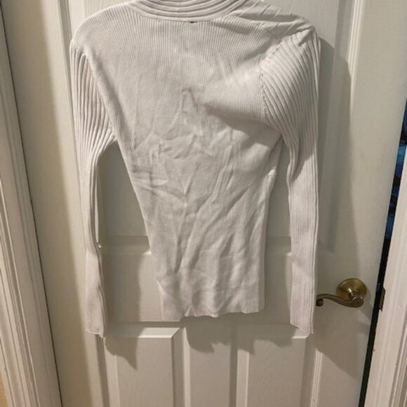 INC vneck sweater NWT - Picture 2 of 4